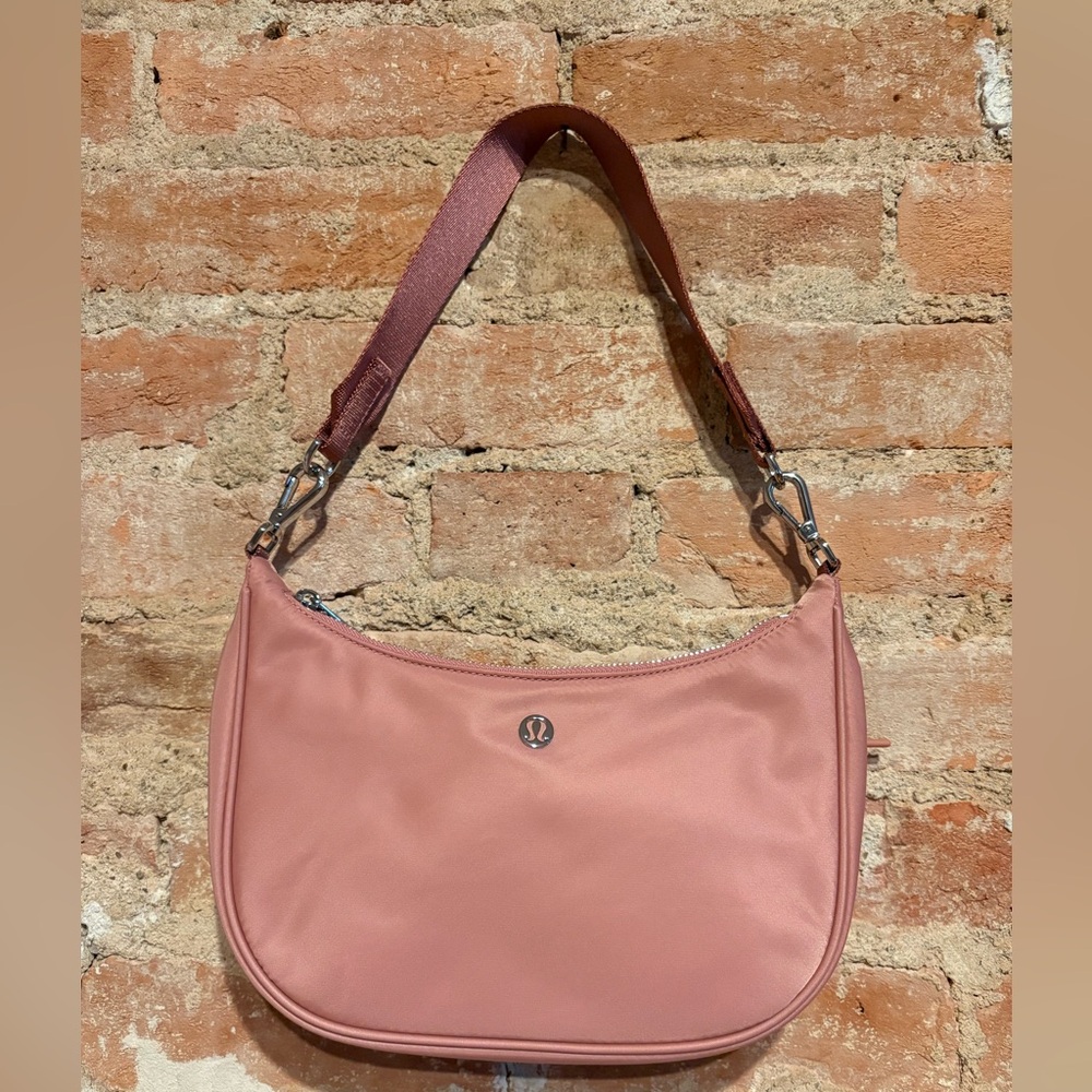 Lululemon City Essentials 3L